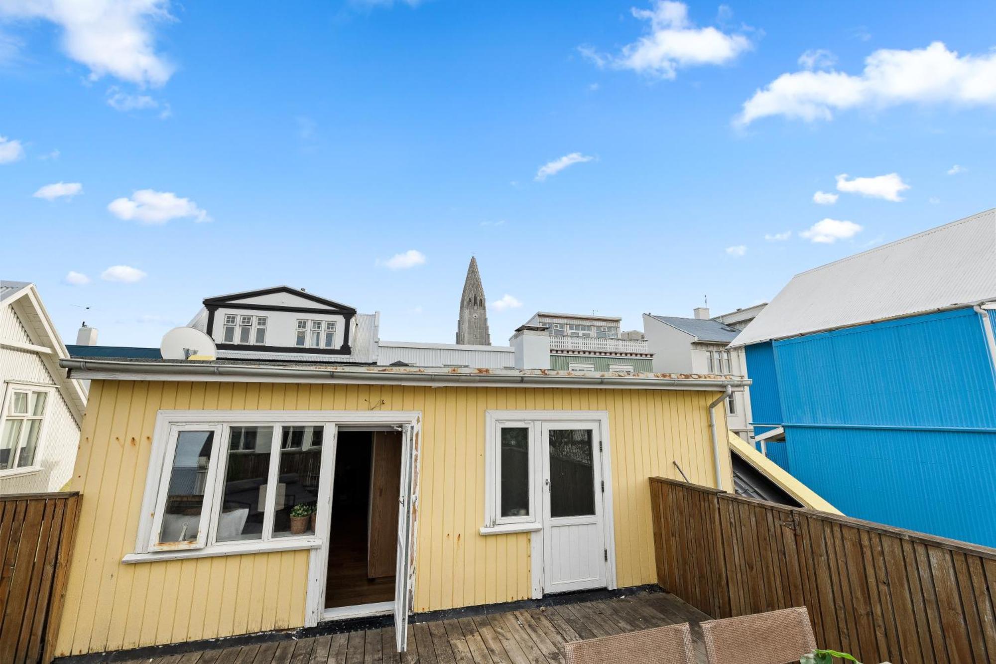 Massive Villa In Downtown Reykjavik With A Sauna Exterior photo