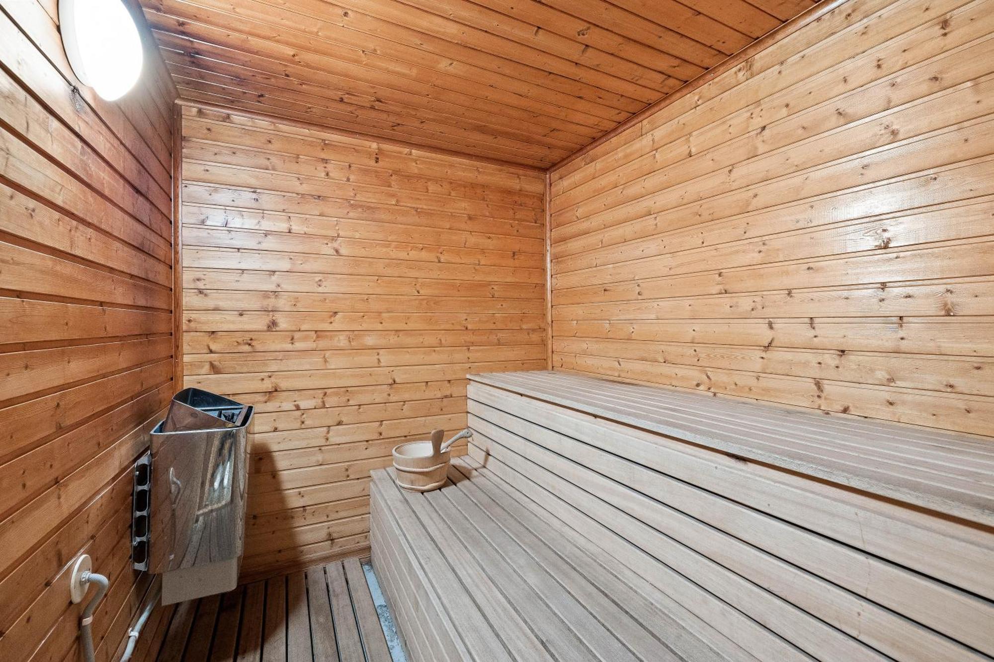Massive Villa In Downtown Reykjavik With A Sauna Exterior photo